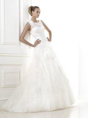 Pronovias Wedding Dress